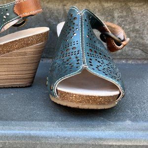 Pikolinos Women's Benissa Wedge Sandal